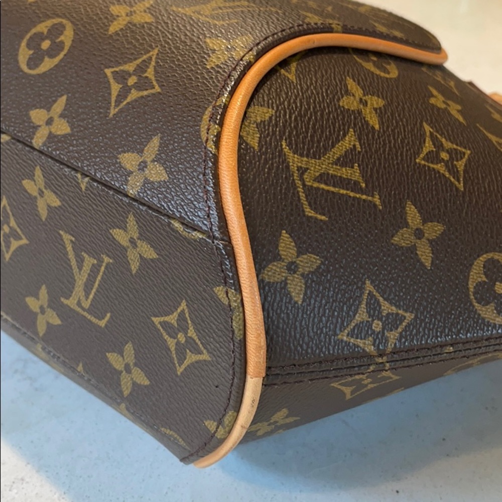 Authentic Louis Vuitton Ellipse PM Handbag* SOLD - Picture 5 of 16